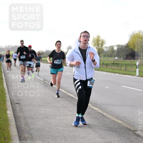 12.04.2026 - 45. Internationalen Wilhelmsburger Insellauf Dr. Thomas Lammeyer http://msf.ph/oto/9443545 12.04.2026 10:16:09 Laufen 4180, 302, 5647 meine-sportfotos.de