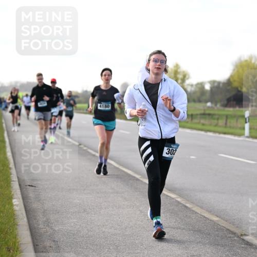 12.04.2026 - 45. Internationalen Wilhelmsburger Insellauf Dr. Thomas Lammeyer http://msf.ph/oto/9443546 12.04.2026 10:16:10 Laufen 4180, 302, 564 meine-sportfotos.de
