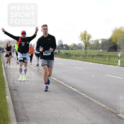 12.04.2026 - 45. Internationalen Wilhelmsburger Insellauf Dr. Thomas Lammeyer http://msf.ph/oto/9443565 12.04.2026 10:16:13 Laufen 4829, 4934 meine-sportfotos.de