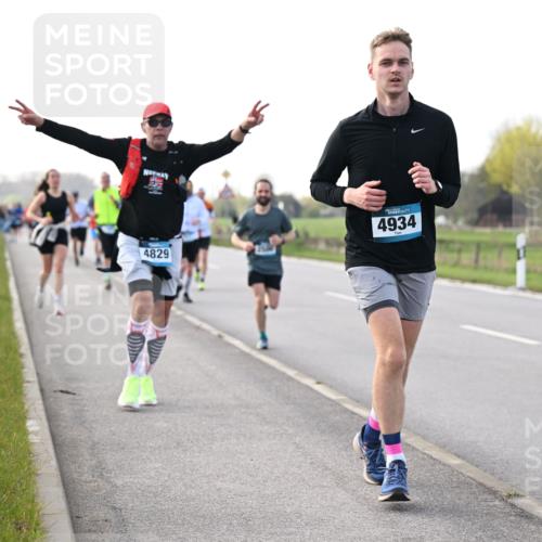 12.04.2026 - 45. Internationalen Wilhelmsburger Insellauf Dr. Thomas Lammeyer http://msf.ph/oto/9443574 12.04.2026 10:16:14 Laufen 4829, 4934 meine-sportfotos.de