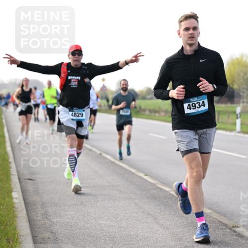 12.04.2026 - 45. Internationalen Wilhelmsburger Insellauf Dr. Thomas Lammeyer http://msf.ph/oto/9443575 12.04.2026 10:16:14 Laufen 4829, 4934 meine-sportfotos.de