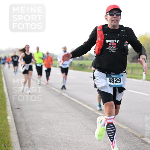 12.04.2026 - 45. Internationalen Wilhelmsburger Insellauf Dr. Thomas Lammeyer http://msf.ph/oto/9443584 12.04.2026 10:16:16 Laufen 4829 meine-sportfotos.de