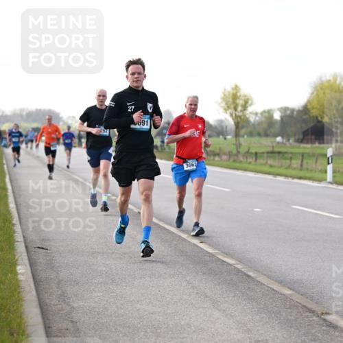 12.04.2026 - 45. Internationalen Wilhelmsburger Insellauf Dr. Thomas Lammeyer http://msf.ph/oto/9443633 12.04.2026 10:16:25 Laufen 22, 27, 091, 3662 meine-sportfotos.de