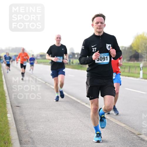 12.04.2026 - 45. Internationalen Wilhelmsburger Insellauf Dr. Thomas Lammeyer http://msf.ph/oto/9443642 12.04.2026 10:16:26 Laufen 27, 3091 meine-sportfotos.de