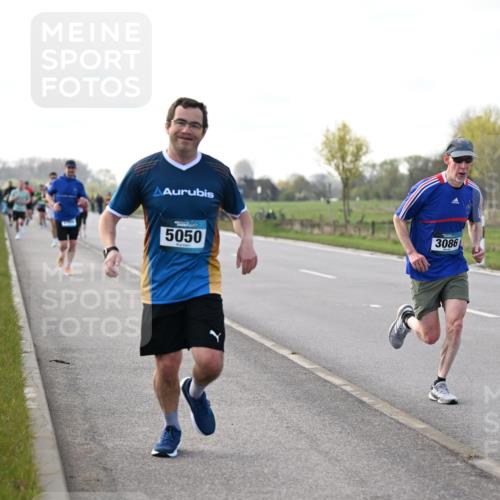 12.04.2026 - 45. Internationalen Wilhelmsburger Insellauf Dr. Thomas Lammeyer http://msf.ph/oto/9443693 12.04.2026 10:16:36 Laufen 5050, 3086 meine-sportfotos.de
