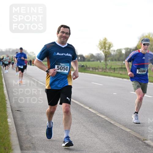 12.04.2026 - 45. Internationalen Wilhelmsburger Insellauf Dr. Thomas Lammeyer http://msf.ph/oto/9443694 12.04.2026 10:16:36 Laufen 5050, 3086 meine-sportfotos.de