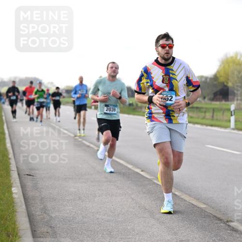 12.04.2026 - 45. Internationalen Wilhelmsburger Insellauf Dr. Thomas Lammeyer http://msf.ph/oto/9443735 12.04.2026 10:16:47 Laufen 2039, 62 meine-sportfotos.de