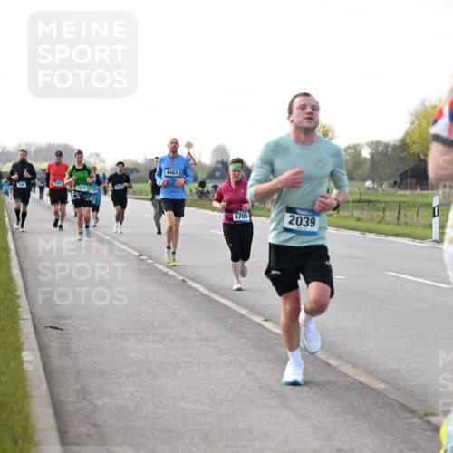 12.04.2026 - 45. Internationalen Wilhelmsburger Insellauf Dr. Thomas Lammeyer http://msf.ph/oto/9443741 12.04.2026 10:16:48 Laufen 2249, 5270, 4483, 5705, 2039, 062 meine-sportfotos.de