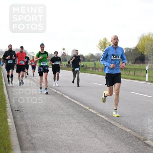 12.04.2026 - 45. Internationalen Wilhelmsburger Insellauf Dr. Thomas Lammeyer http://msf.ph/oto/9443763 12.04.2026 10:16:51 Laufen 2262, 2263, 5270, 1949, 4483 meine-sportfotos.de