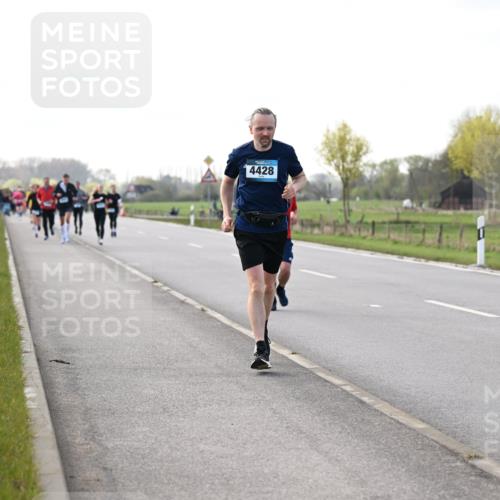12.04.2026 - 45. Internationalen Wilhelmsburger Insellauf Dr. Thomas Lammeyer http://msf.ph/oto/9443793 12.04.2026 10:16:59 Laufen 4428, 2869 meine-sportfotos.de