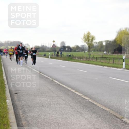 12.04.2026 - 45. Internationalen Wilhelmsburger Insellauf Dr. Thomas Lammeyer http://msf.ph/oto/9443812 12.04.2026 10:17:02 Laufen 2073 meine-sportfotos.de