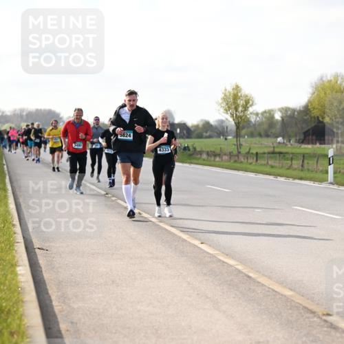 12.04.2026 - 45. Internationalen Wilhelmsburger Insellauf Dr. Thomas Lammeyer http://msf.ph/oto/9443843 12.04.2026 10:17:07 Laufen 3480, 4615, 5824, 4333 meine-sportfotos.de