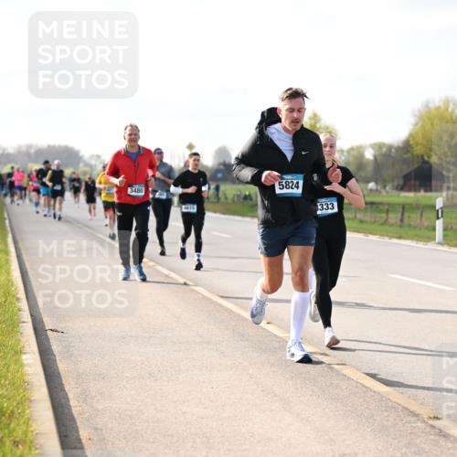 12.04.2026 - 45. Internationalen Wilhelmsburger Insellauf Dr. Thomas Lammeyer http://msf.ph/oto/9443855 12.04.2026 10:17:09 Laufen 3480, 4615, 5824, 333 meine-sportfotos.de