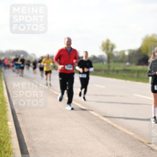 12.04.2026 - 45. Internationalen Wilhelmsburger Insellauf Dr. Thomas Lammeyer http://msf.ph/oto/9443865 12.04.2026 10:17:10 Laufen 3779 meine-sportfotos.de