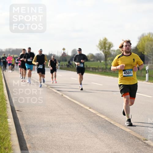 12.04.2026 - 45. Internationalen Wilhelmsburger Insellauf Dr. Thomas Lammeyer http://msf.ph/oto/9443900 12.04.2026 10:17:16 Laufen 4501 meine-sportfotos.de