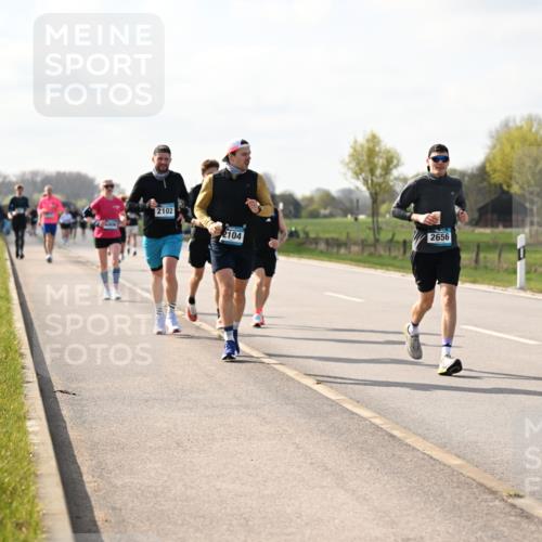 12.04.2026 - 45. Internationalen Wilhelmsburger Insellauf Dr. Thomas Lammeyer http://msf.ph/oto/9443915 12.04.2026 10:17:19 Laufen 2102, 2656, 2104 meine-sportfotos.de