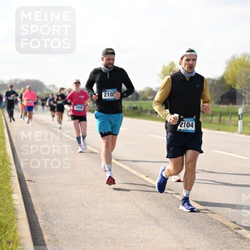 12.04.2026 - 45. Internationalen Wilhelmsburger Insellauf Dr. Thomas Lammeyer http://msf.ph/oto/9443927 12.04.2026 10:17:21 Laufen 210, 2104 meine-sportfotos.de