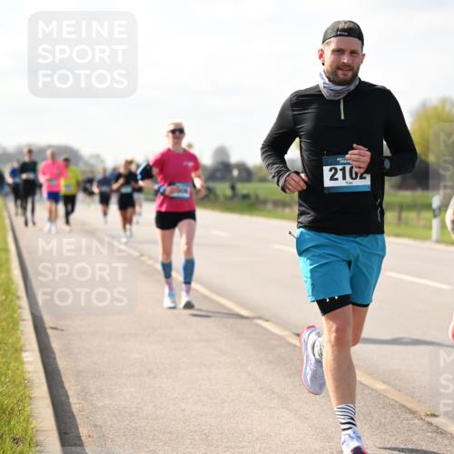 12.04.2026 - 45. Internationalen Wilhelmsburger Insellauf Dr. Thomas Lammeyer http://msf.ph/oto/9443936 12.04.2026 10:17:22 Laufen 45, 2162 meine-sportfotos.de