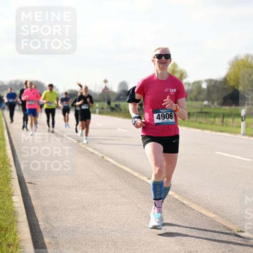 12.04.2026 - 45. Internationalen Wilhelmsburger Insellauf Dr. Thomas Lammeyer http://msf.ph/oto/9443945 12.04.2026 10:17:24 Laufen 4906 meine-sportfotos.de