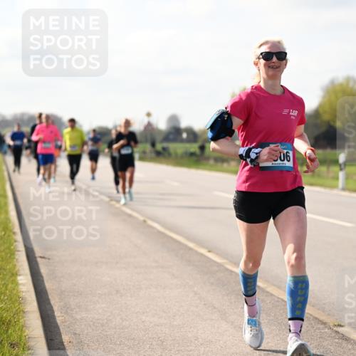 12.04.2026 - 45. Internationalen Wilhelmsburger Insellauf Dr. Thomas Lammeyer http://msf.ph/oto/9443948 12.04.2026 10:17:25 Laufen 45, 06 meine-sportfotos.de