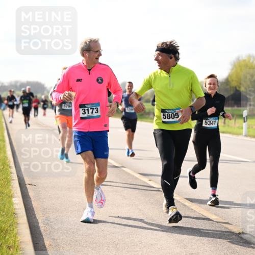 12.04.2026 - 45. Internationalen Wilhelmsburger Insellauf Dr. Thomas Lammeyer http://msf.ph/oto/9443972 12.04.2026 10:17:31 Laufen 3173, 5805, 5341 meine-sportfotos.de