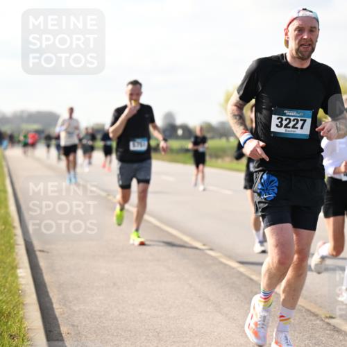 12.04.2026 - 45. Internationalen Wilhelmsburger Insellauf Dr. Thomas Lammeyer http://msf.ph/oto/9444038 12.04.2026 10:17:41 Laufen 3227 meine-sportfotos.de