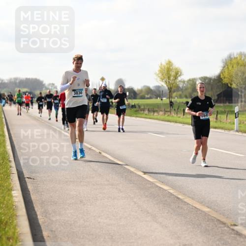 12.04.2026 - 45. Internationalen Wilhelmsburger Insellauf Dr. Thomas Lammeyer http://msf.ph/oto/9444065 12.04.2026 10:17:46 Laufen 3830, 2845 meine-sportfotos.de
