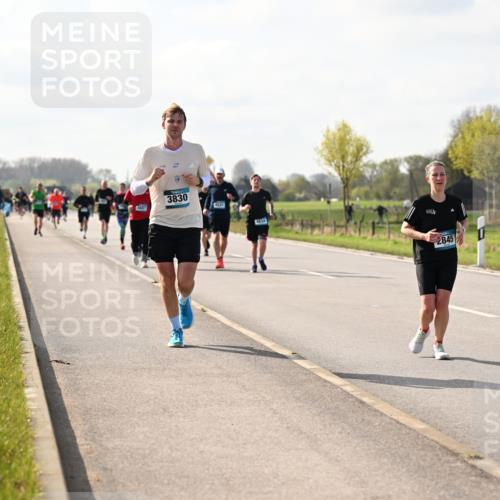 12.04.2026 - 45. Internationalen Wilhelmsburger Insellauf Dr. Thomas Lammeyer http://msf.ph/oto/9444070 12.04.2026 10:17:47 Laufen 3830 meine-sportfotos.de