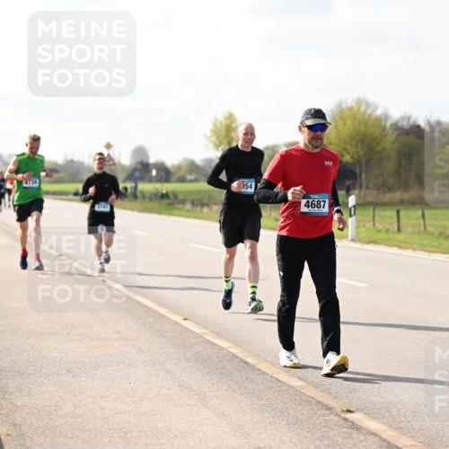 12.04.2026 - 45. Internationalen Wilhelmsburger Insellauf Dr. Thomas Lammeyer http://msf.ph/oto/9444108 12.04.2026 10:17:57 Laufen 054, 4687 meine-sportfotos.de