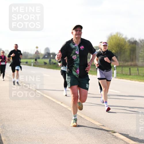 12.04.2026 - 45. Internationalen Wilhelmsburger Insellauf Dr. Thomas Lammeyer http://msf.ph/oto/9444171 12.04.2026 10:18:14 Laufen 416 meine-sportfotos.de