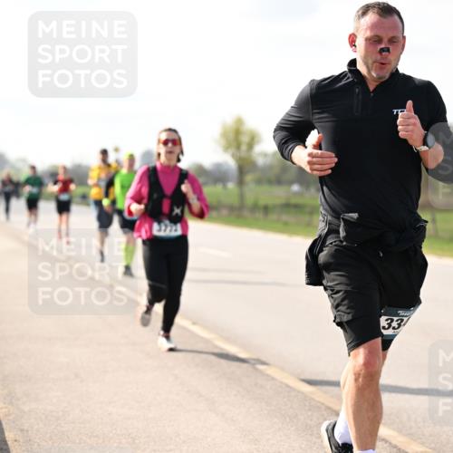 12.04.2026 - 45. Internationalen Wilhelmsburger Insellauf Dr. Thomas Lammeyer http://msf.ph/oto/9444200 12.04.2026 10:18:19 Laufen 33 meine-sportfotos.de