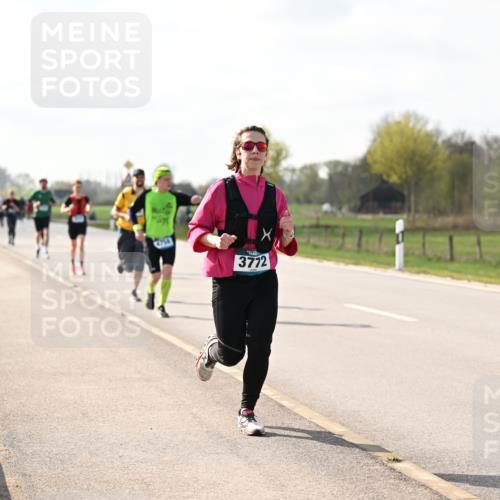 12.04.2026 - 45. Internationalen Wilhelmsburger Insellauf Dr. Thomas Lammeyer http://msf.ph/oto/9444203 12.04.2026 10:18:20 Laufen 3772 meine-sportfotos.de