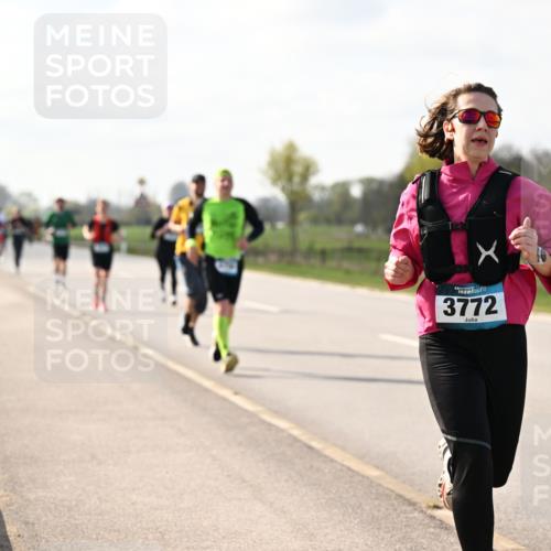 12.04.2026 - 45. Internationalen Wilhelmsburger Insellauf Dr. Thomas Lammeyer http://msf.ph/oto/9444210 12.04.2026 10:18:20 Laufen 3772 meine-sportfotos.de