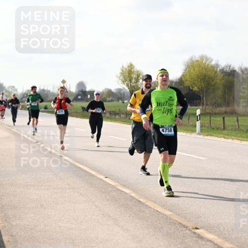 12.04.2026 - 45. Internationalen Wilhelmsburger Insellauf Dr. Thomas Lammeyer http://msf.ph/oto/9444220 12.04.2026 10:18:22 Laufen 2075, 4758 meine-sportfotos.de
