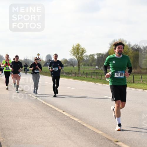12.04.2026 - 45. Internationalen Wilhelmsburger Insellauf Dr. Thomas Lammeyer http://msf.ph/oto/9444249 12.04.2026 10:18:29 Laufen 3256, 3860, 4631, 4181 meine-sportfotos.de