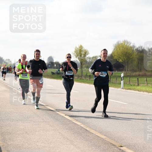 12.04.2026 - 45. Internationalen Wilhelmsburger Insellauf Dr. Thomas Lammeyer http://msf.ph/oto/9444264 12.04.2026 10:18:31 Laufen 3256, 562, 3860, 4631 meine-sportfotos.de