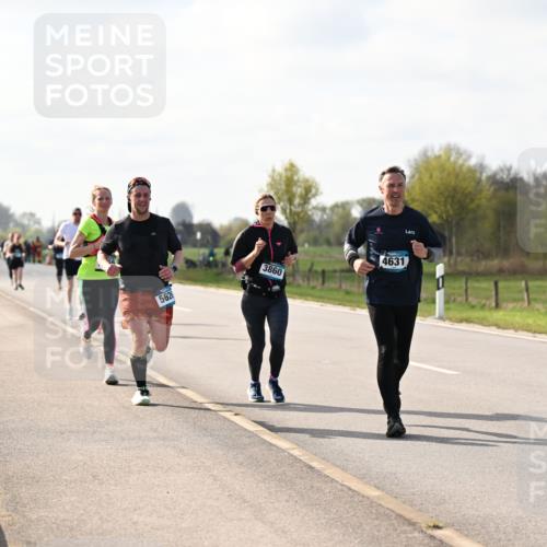 12.04.2026 - 45. Internationalen Wilhelmsburger Insellauf Dr. Thomas Lammeyer http://msf.ph/oto/9444266 12.04.2026 10:18:31 Laufen 5626, 3860, 4631 meine-sportfotos.de