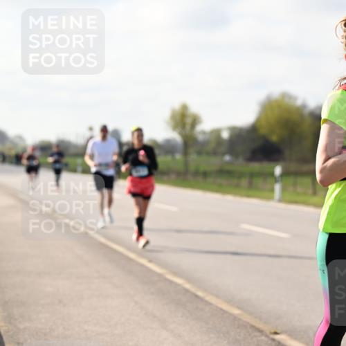 12.04.2026 - 45. Internationalen Wilhelmsburger Insellauf Dr. Thomas Lammeyer http://msf.ph/oto/9444288 12.04.2026 10:18:35 Laufen 45, 3256 meine-sportfotos.de