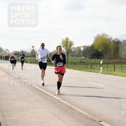 12.04.2026 - 45. Internationalen Wilhelmsburger Insellauf Dr. Thomas Lammeyer http://msf.ph/oto/9444290 12.04.2026 10:18:35 Laufen 3172, 4913 meine-sportfotos.de