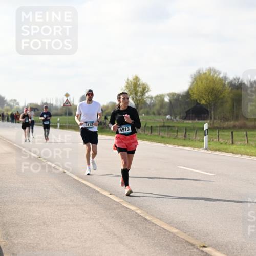 12.04.2026 - 45. Internationalen Wilhelmsburger Insellauf Dr. Thomas Lammeyer http://msf.ph/oto/9444291 12.04.2026 10:18:36 Laufen 3172, 4913 meine-sportfotos.de