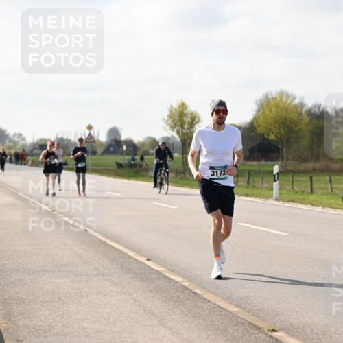 12.04.2026 - 45. Internationalen Wilhelmsburger Insellauf Dr. Thomas Lammeyer http://msf.ph/oto/9444303 12.04.2026 10:18:38 Laufen 3172, 4913 meine-sportfotos.de