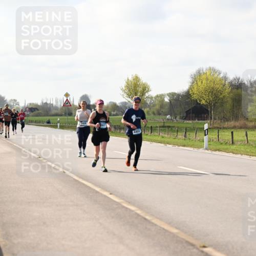 12.04.2026 - 45. Internationalen Wilhelmsburger Insellauf Dr. Thomas Lammeyer http://msf.ph/oto/9444333 12.04.2026 10:18:43 Laufen 3408, 4402 meine-sportfotos.de