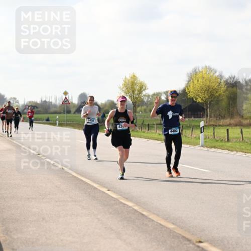 12.04.2026 - 45. Internationalen Wilhelmsburger Insellauf Dr. Thomas Lammeyer http://msf.ph/oto/9444341 12.04.2026 10:18:44 Laufen 3408, 43, 4402 meine-sportfotos.de