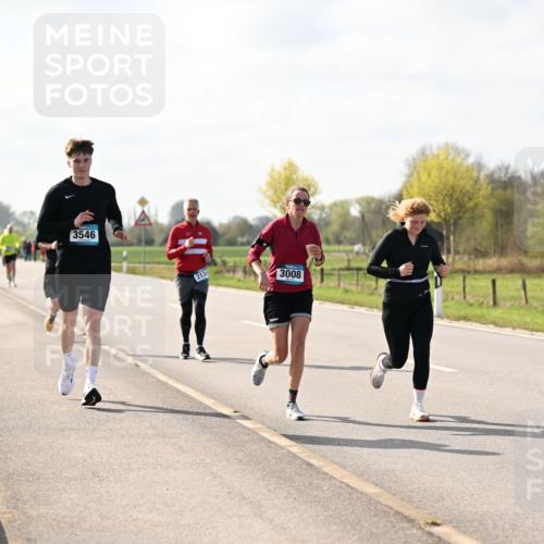 12.04.2026 - 45. Internationalen Wilhelmsburger Insellauf Dr. Thomas Lammeyer http://msf.ph/oto/9444420 12.04.2026 10:18:57 Laufen 3546, 213, 3008 meine-sportfotos.de