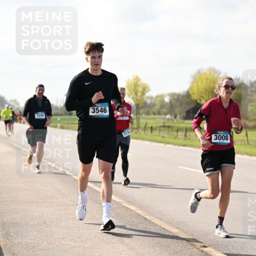 12.04.2026 - 45. Internationalen Wilhelmsburger Insellauf Dr. Thomas Lammeyer http://msf.ph/oto/9444431 12.04.2026 10:18:58 Laufen 3200, 3546, 213, 3008 meine-sportfotos.de