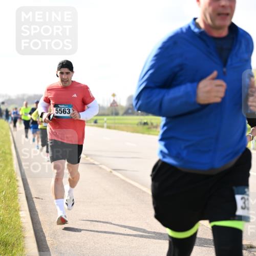 12.04.2026 - 45. Internationalen Wilhelmsburger Insellauf Dr. Thomas Lammeyer http://msf.ph/oto/9444497 12.04.2026 10:19:14 Laufen 5563, 135, 2048 meine-sportfotos.de