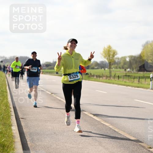 12.04.2026 - 45. Internationalen Wilhelmsburger Insellauf Dr. Thomas Lammeyer http://msf.ph/oto/9444521 12.04.2026 10:19:18 Laufen 5690, 5325 meine-sportfotos.de