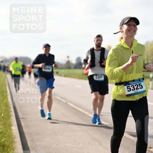 12.04.2026 - 45. Internationalen Wilhelmsburger Insellauf Dr. Thomas Lammeyer http://msf.ph/oto/9444529 12.04.2026 10:19:19 Laufen 3307, 5325 meine-sportfotos.de