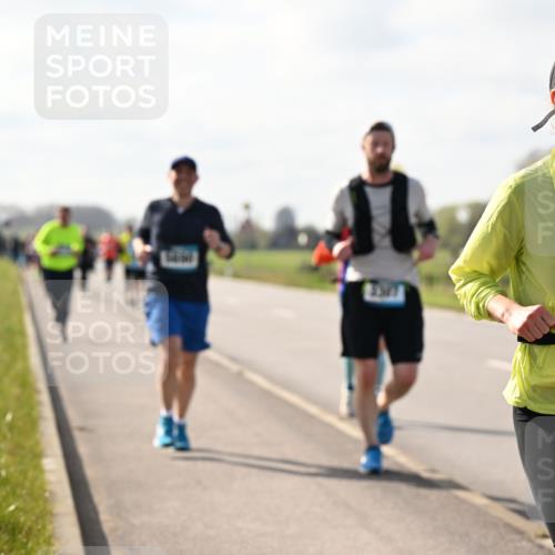 12.04.2026 - 45. Internationalen Wilhelmsburger Insellauf Dr. Thomas Lammeyer http://msf.ph/oto/9444531 12.04.2026 10:19:20 Laufen 3387, 5325 meine-sportfotos.de