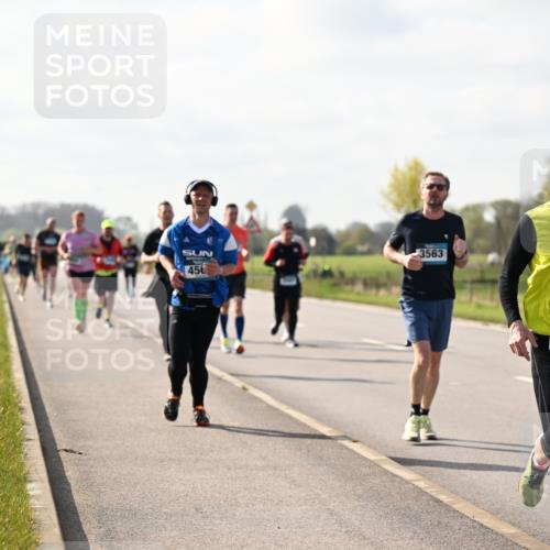 12.04.2026 - 45. Internationalen Wilhelmsburger Insellauf Dr. Thomas Lammeyer http://msf.ph/oto/9444573 12.04.2026 10:19:29 Laufen 456, 3563, 4520 meine-sportfotos.de